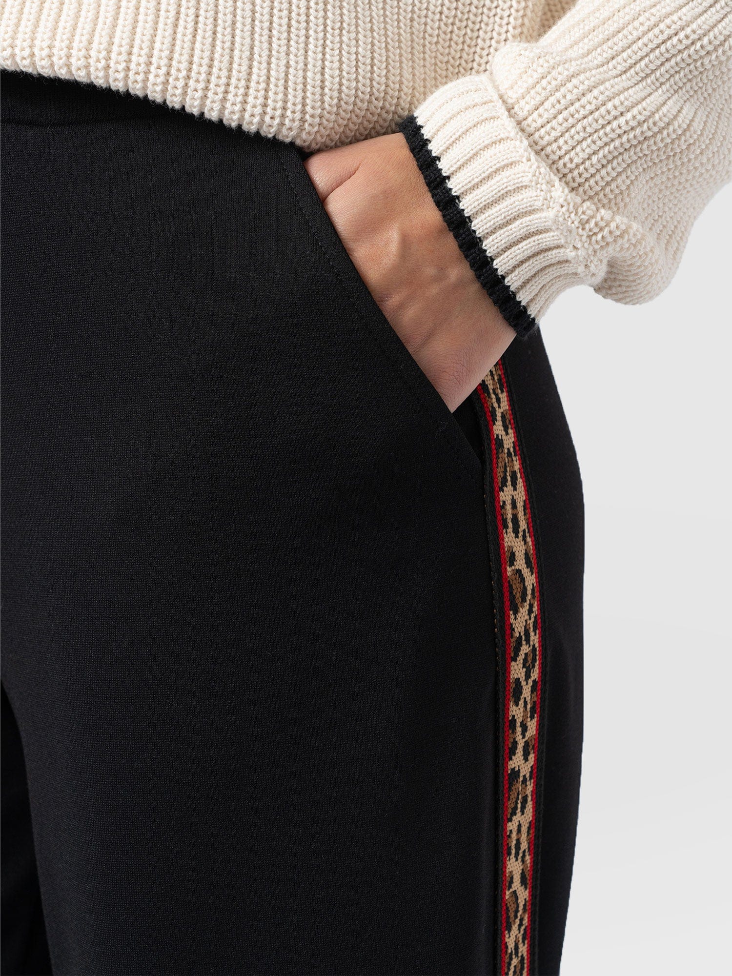 Victory Straight Leg Pant - Black - Leopard